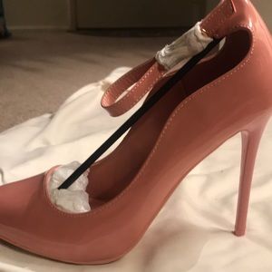 NWT ankle strap high heels